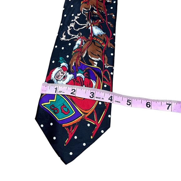 Vintage Santa’s reindeer Christmas Tie - Picture 4 of 4